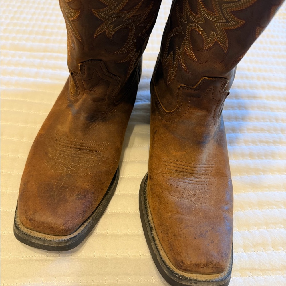 Justin Boots Brown and Black Leather Soles - Picture 7 of 8